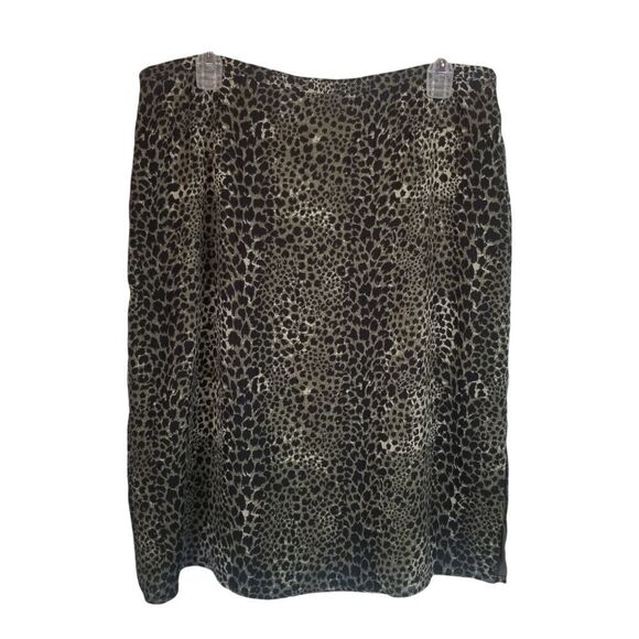 FIRST ISSUE, A LIZ CLAIBORNE COMPANY, ANIMAL PRINT SKIRT. SIZE 16. - Picture 1 of 12